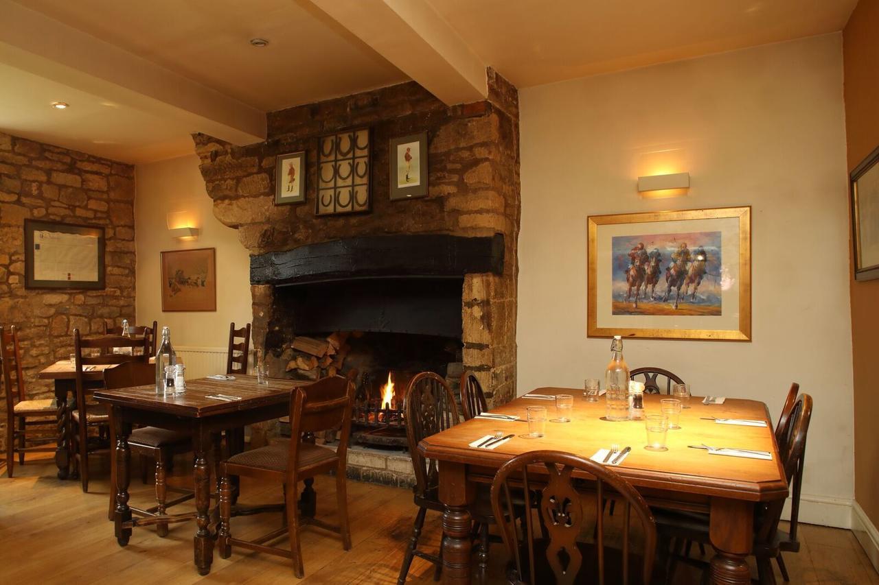 Horse And Groom Moreton-in-Marsh Kültér fotó
